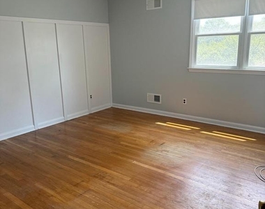 2412 Manet Road - Photo Thumbnail 5