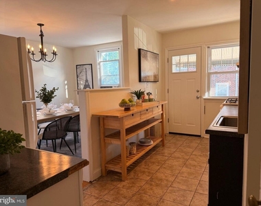 1720 Beech Street - Photo Thumbnail 5