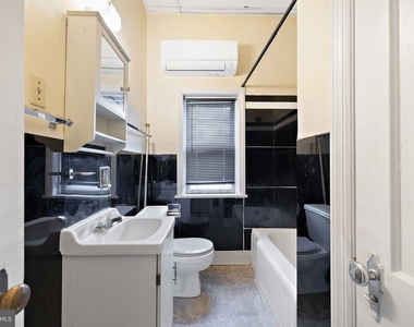 1401 Delaware Avenue - Photo Thumbnail 8