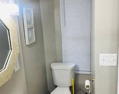 204 Ascot Place Ne - Photo Thumbnail 9