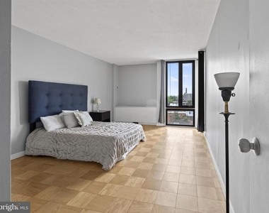 1245 4th Street Sw - Photo Thumbnail 14