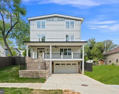 2902 Vista Street Ne - Photo Thumbnail 86