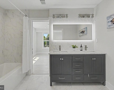2902 Vista Street Ne - Photo Thumbnail 53