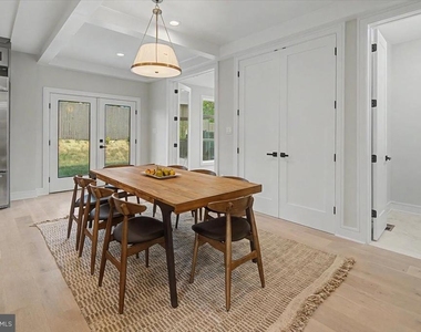 2902 Vista Street Ne - Photo Thumbnail 19