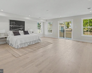 2902 Vista Street Ne - Photo Thumbnail 41