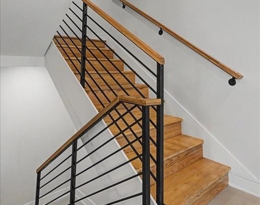 2902 Vista Street Ne - Photo Thumbnail 39