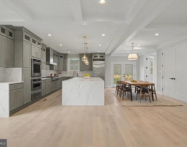 2902 Vista Street Ne - Photo Thumbnail 15