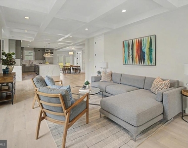 2902 Vista Street Ne - Photo Thumbnail 13
