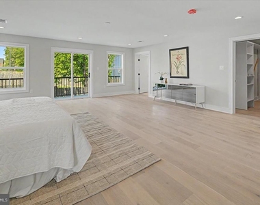 2902 Vista Street Ne - Photo Thumbnail 44
