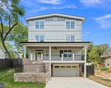 2902 Vista Street Ne - Photo Thumbnail 91