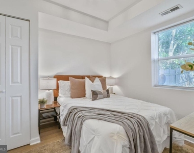 1268 16th Street Ne - Photo Thumbnail 11