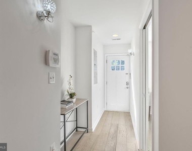 1268 16th Street Ne - Photo Thumbnail 1