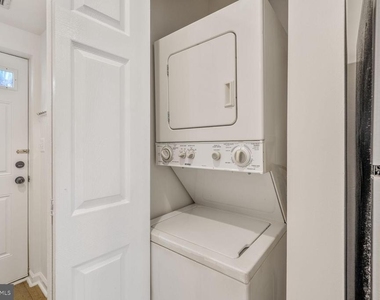 1268 16th Street Ne - Photo Thumbnail 13