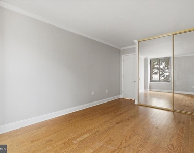 1301 20th Street Nw - Photo Thumbnail 14