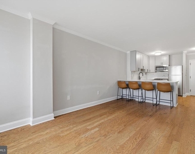 1301 20th Street Nw - Photo Thumbnail 4