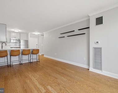 1301 20th Street Nw - Photo Thumbnail 5