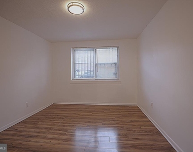 4329 Halley Terrace Se - Photo Thumbnail 5
