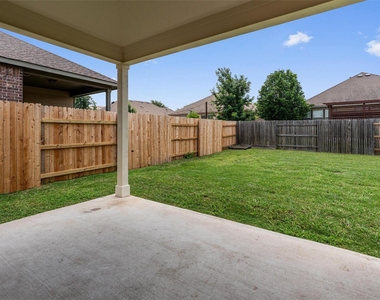 3021 Angelina Ct - Photo Thumbnail 20