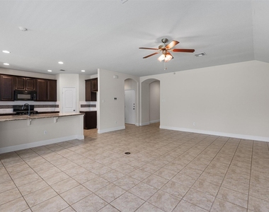 3021 Angelina Ct - Photo Thumbnail 2