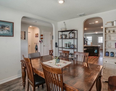 9654 Holly Patch - Photo Thumbnail 3