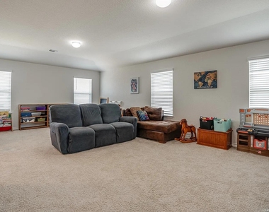 9654 Holly Patch - Photo Thumbnail 15