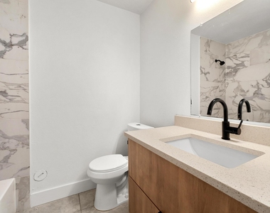7929 Gault St - Photo Thumbnail 18