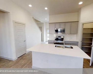 4609 Quarrybank Dr - Photo Thumbnail 3