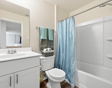 632 Pepperbark Loop - Photo Thumbnail 22