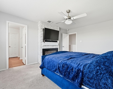 632 Pepperbark Loop - Photo Thumbnail 17