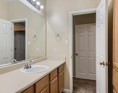 2858 Southampton Way - Photo Thumbnail 16