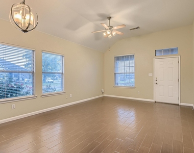 2858 Southampton Way - Photo Thumbnail 9