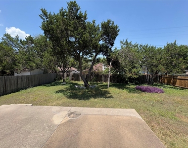 1101 Wood Creek Dr - Photo Thumbnail 33