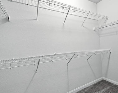 1216 Violet Ln - Photo Thumbnail 15