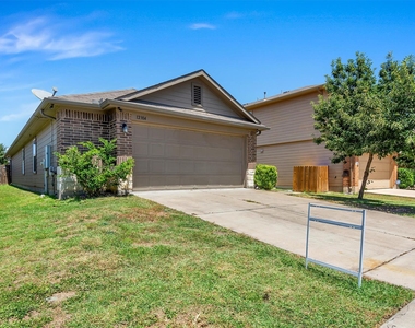 12304 Jamie Dr - Photo Thumbnail 1
