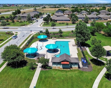 12304 Jamie Dr - Photo Thumbnail 32