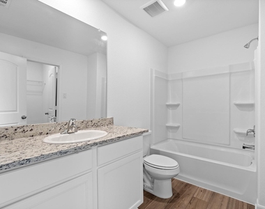 242 Myrtle Oak Dr - Photo Thumbnail 12