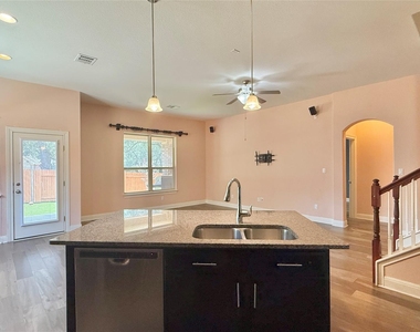 4400 Trinity Woods St - Photo Thumbnail 4