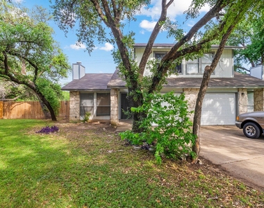 7505 Saint Amant Pl - Photo Thumbnail 1