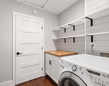 9706 Cottle Dr - Photo Thumbnail 10