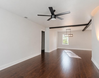 9706 Cottle Dr - Photo Thumbnail 8