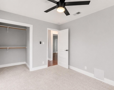9706 Cottle Dr - Photo Thumbnail 5