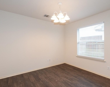 11615 James B Connolly Ln - Photo Thumbnail 12