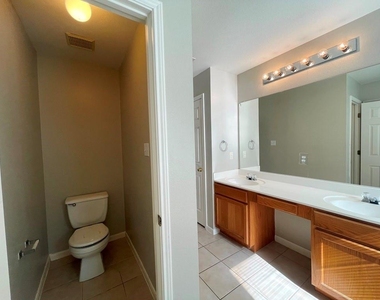 2305 Bakers Way - Photo Thumbnail 37