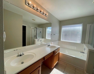 2305 Bakers Way - Photo Thumbnail 34
