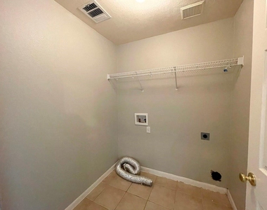 2305 Bakers Way - Photo Thumbnail 22