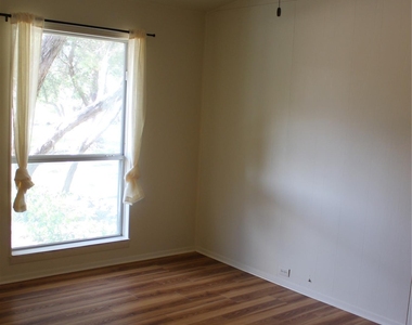 630 Hillsedge Rd - Photo Thumbnail 14