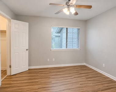 2101 Polaris Ave - Photo Thumbnail 15
