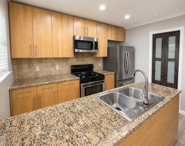 2101 Polaris Ave - Photo Thumbnail 6