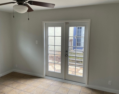 4619 Jinx Ave - Photo Thumbnail 10
