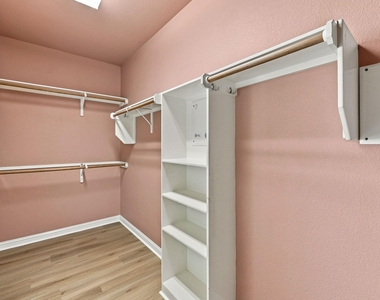 2909 Arbor Ct - Photo Thumbnail 25